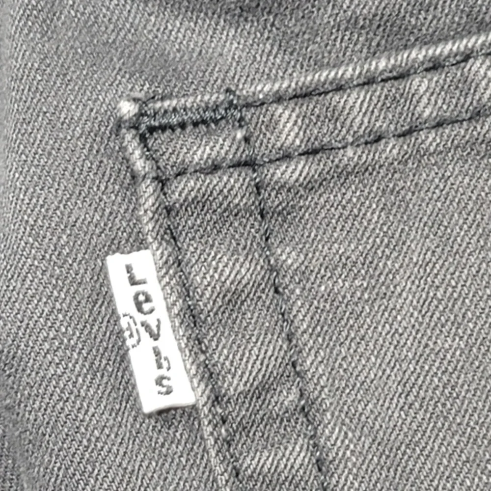Levis 505 Straight Leg Denim Jeans Men 34X32 Gray Regular Fit White (32x30)